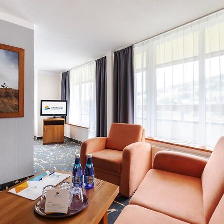 Interferie Aquapark Sport Hotel Malachit Świeradów-Zdrój Екстериор снимка